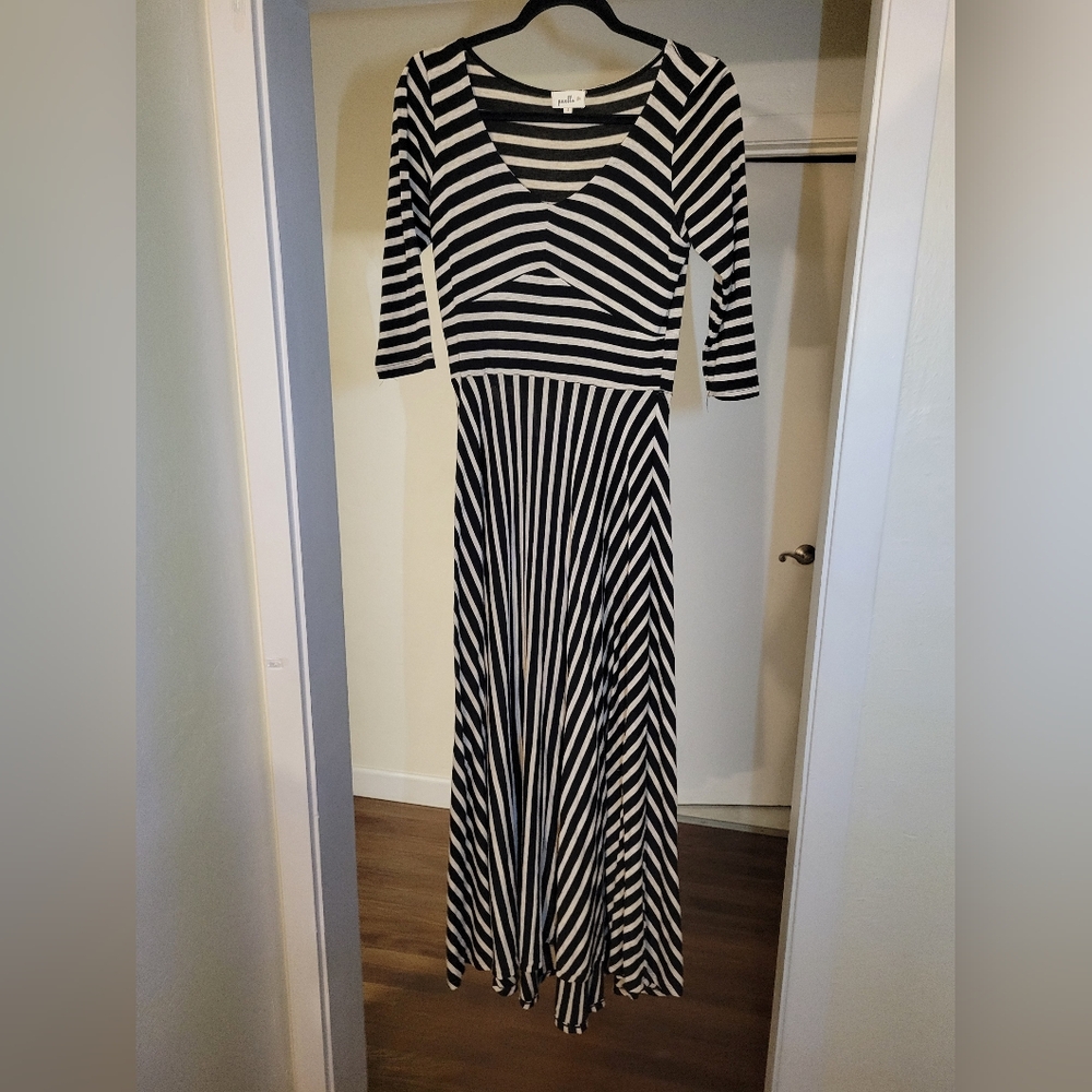 Puella Striped Casual Midi Dress 3/4 Sleeves (Size Small but fits like M/L)